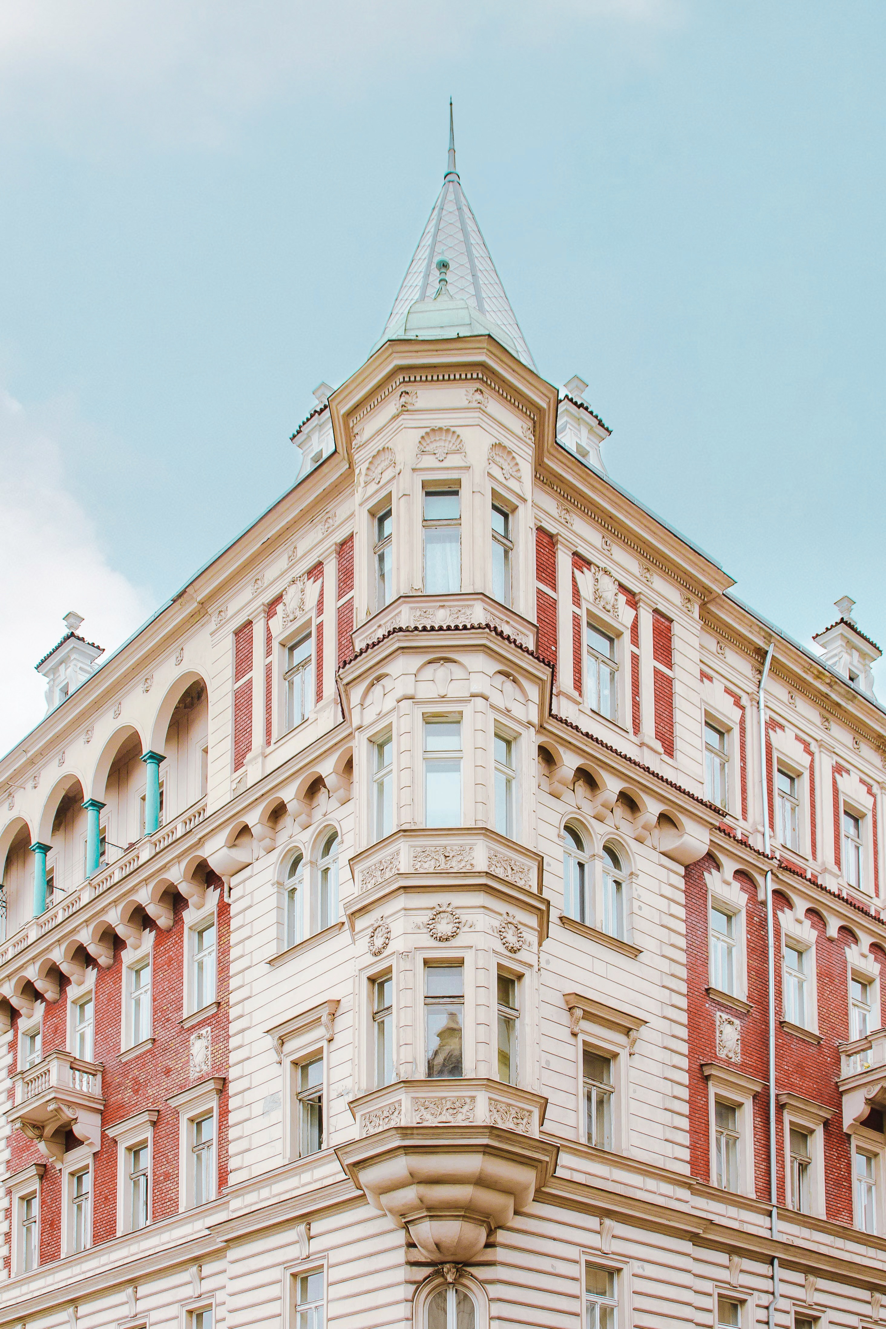 prague bucket list manon suene pradier