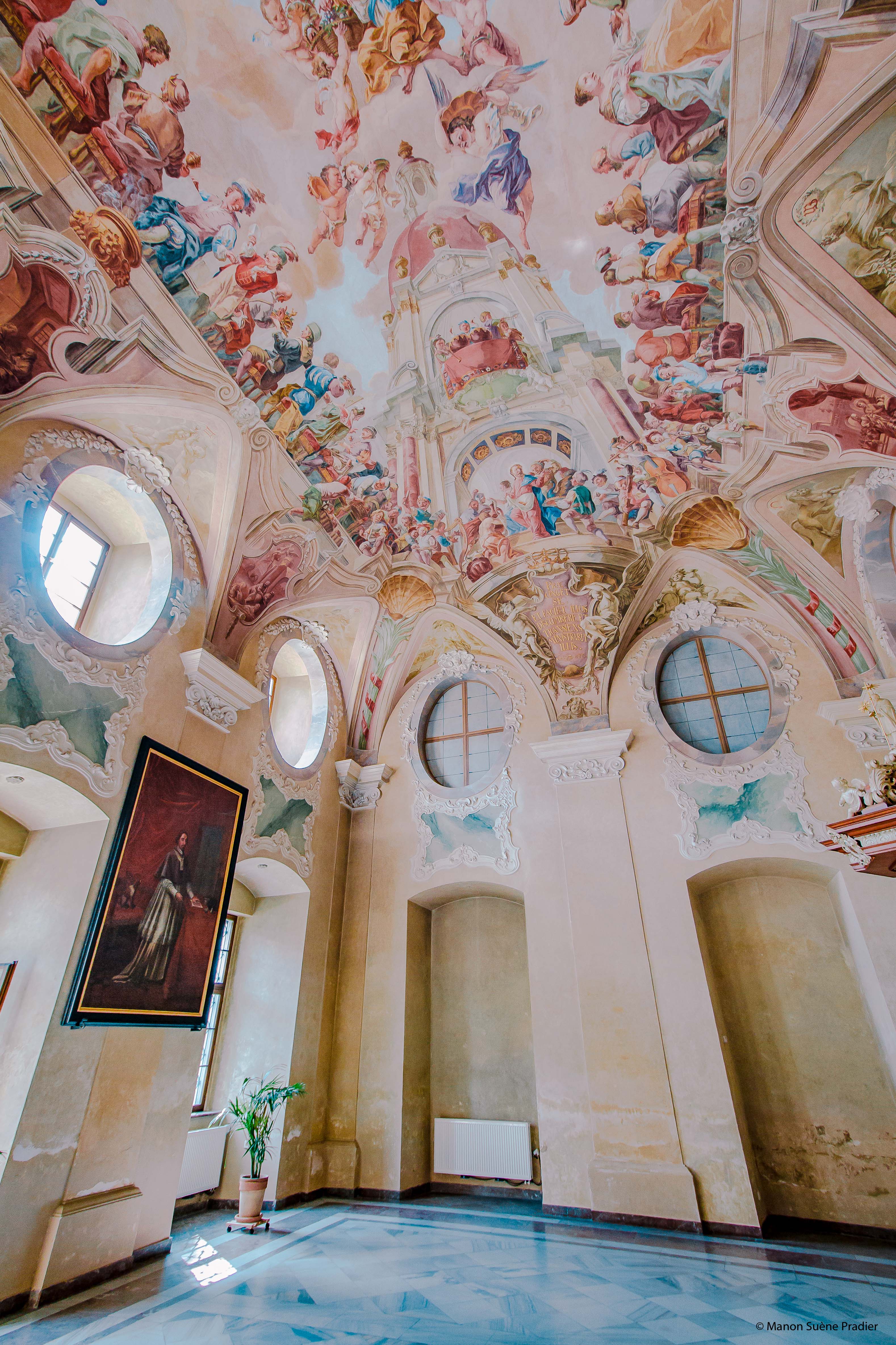 prague bucket list manon suene pradier