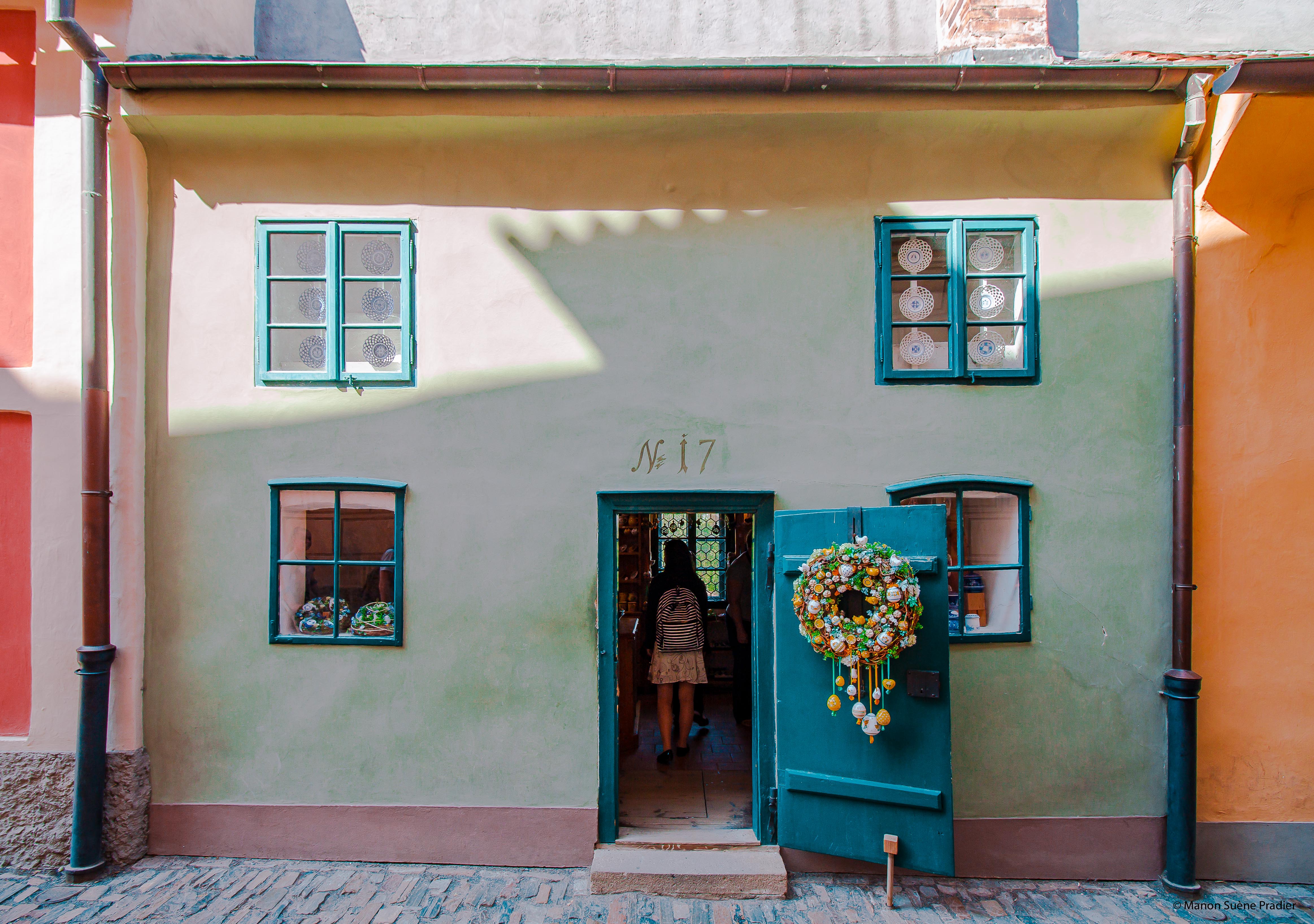 prague bucket list manon suene pradier