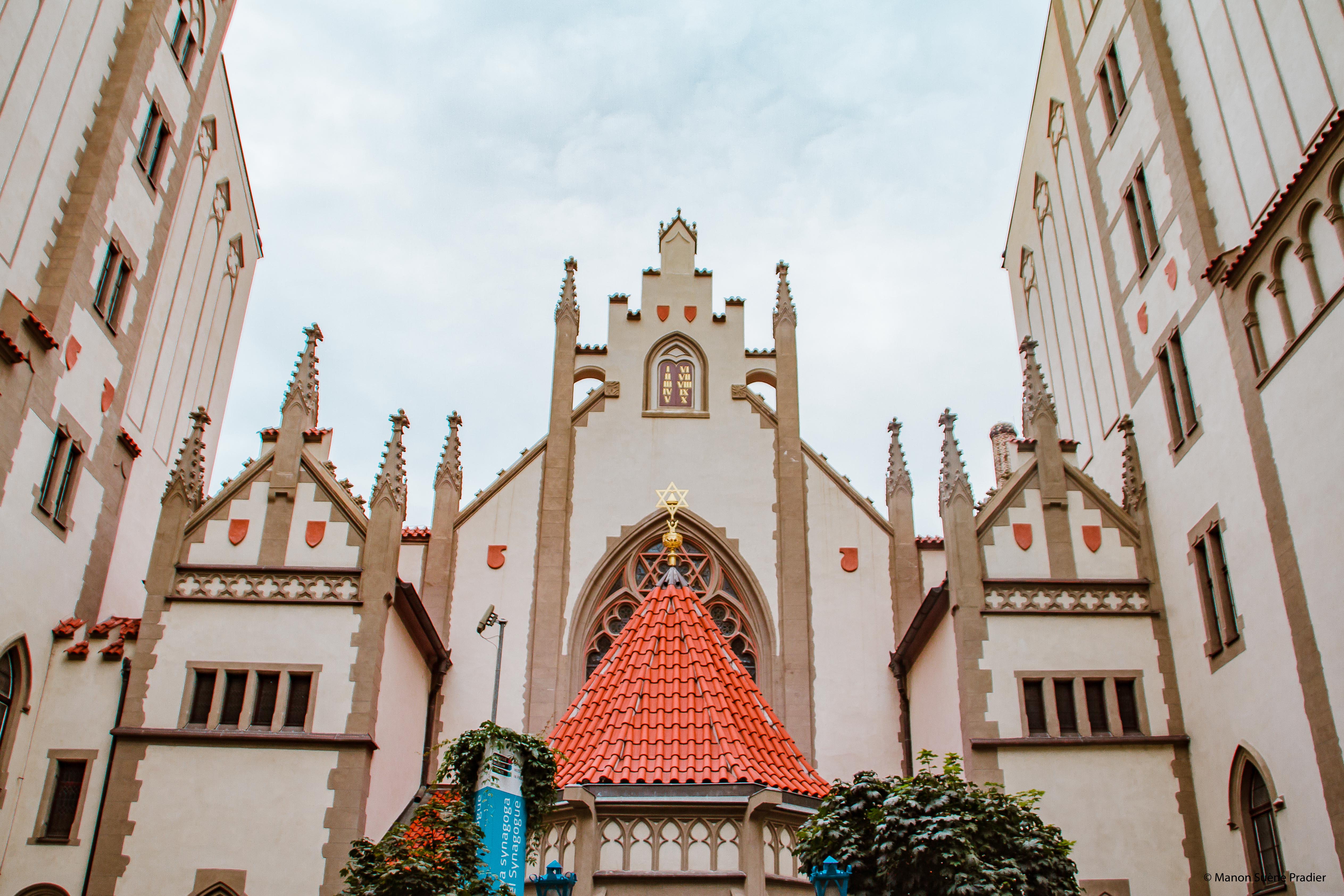 prague bucket list manon suene pradier