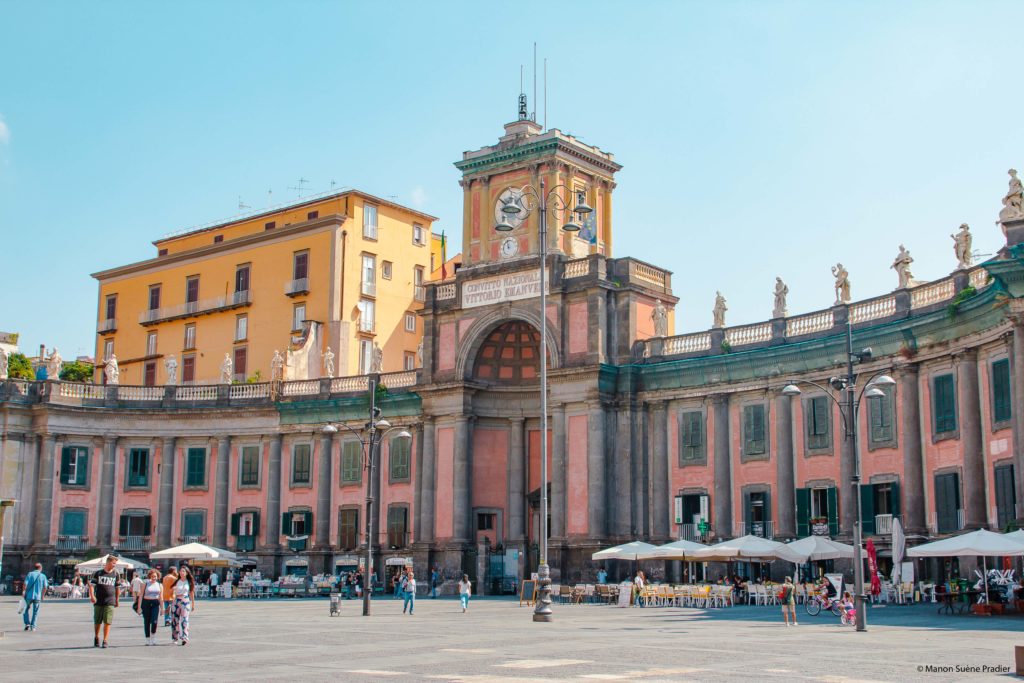 piazza dante naples