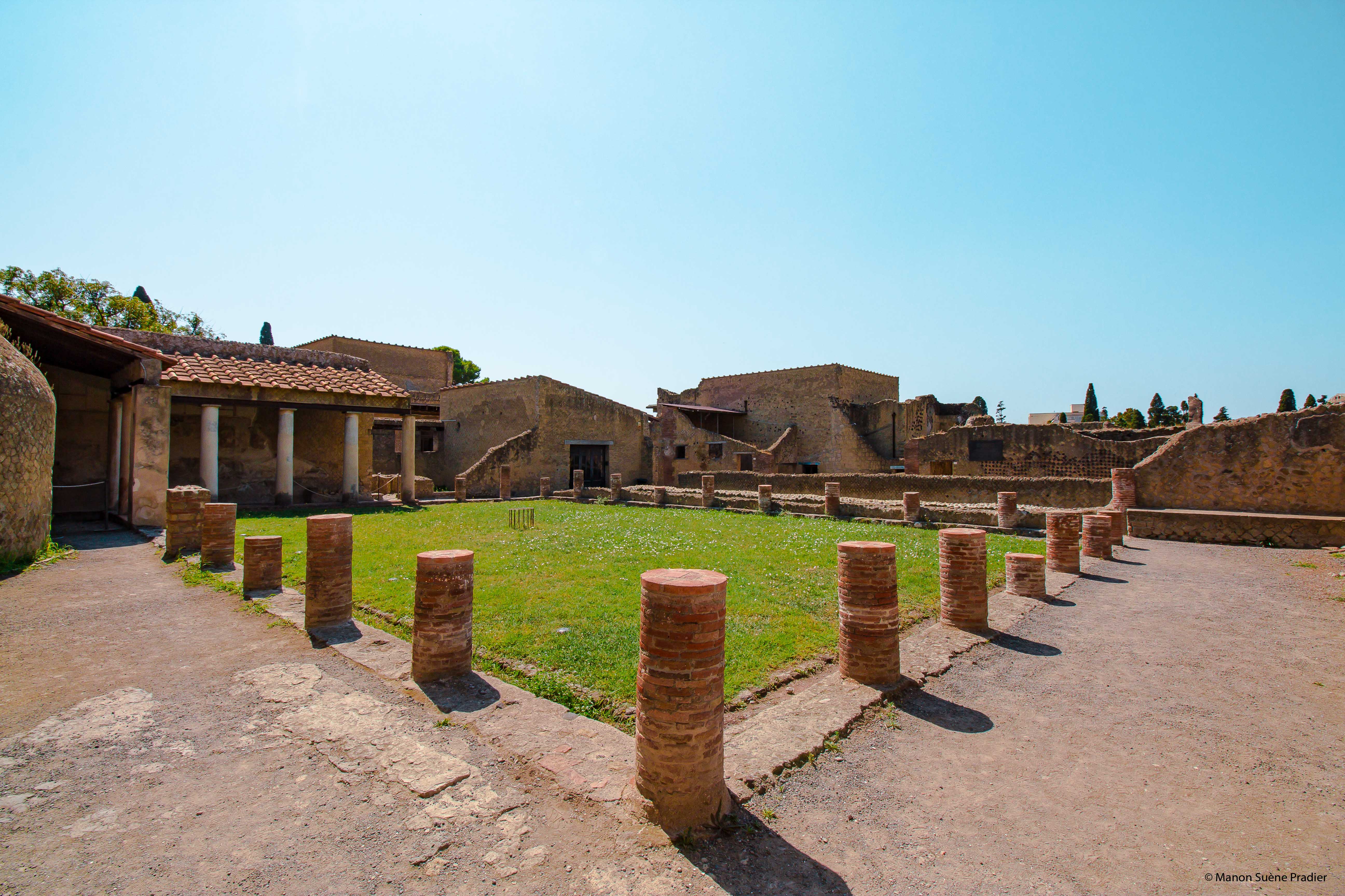 herculanum site archéologique naples vésuve