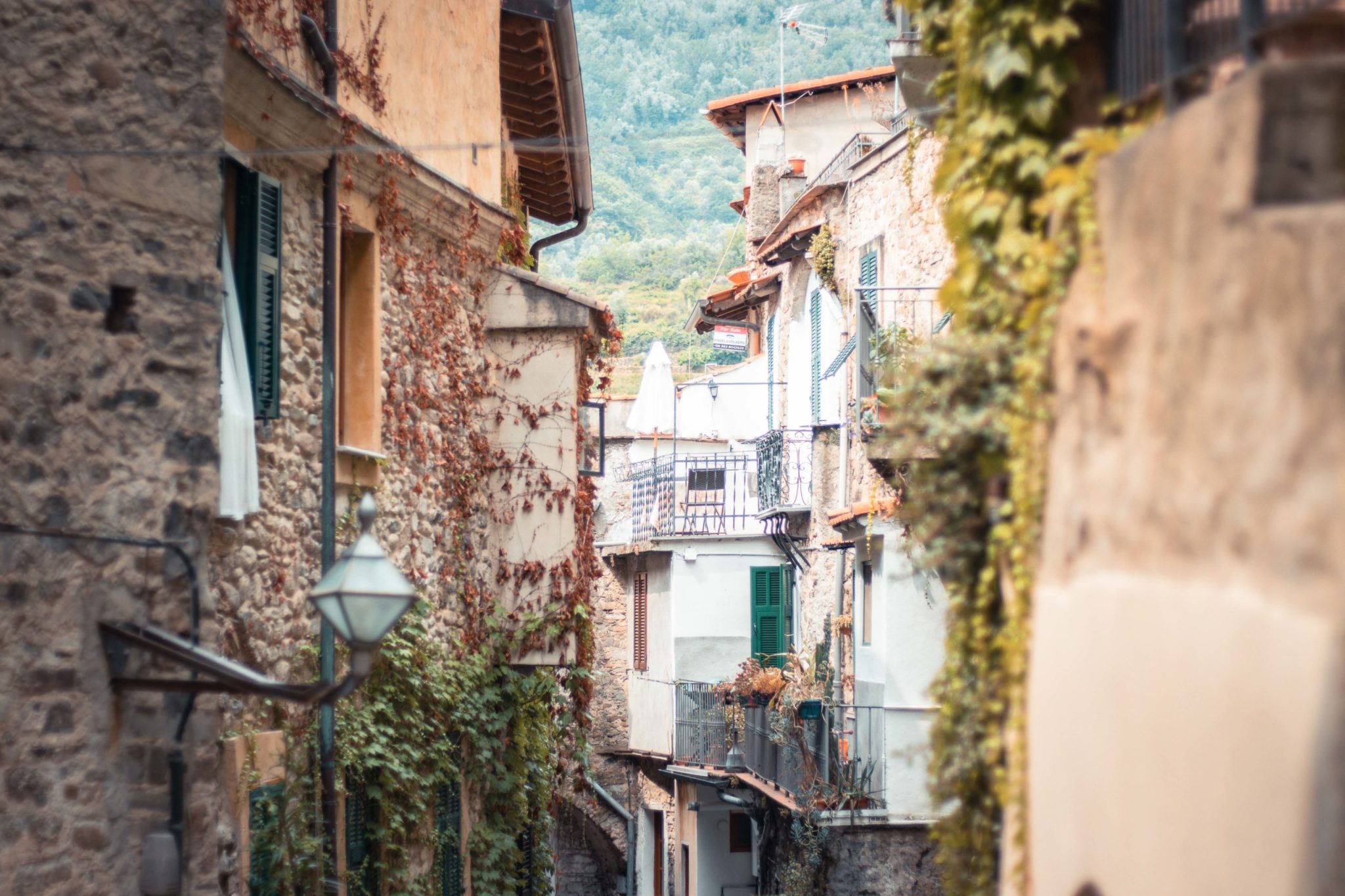 visit-apricale