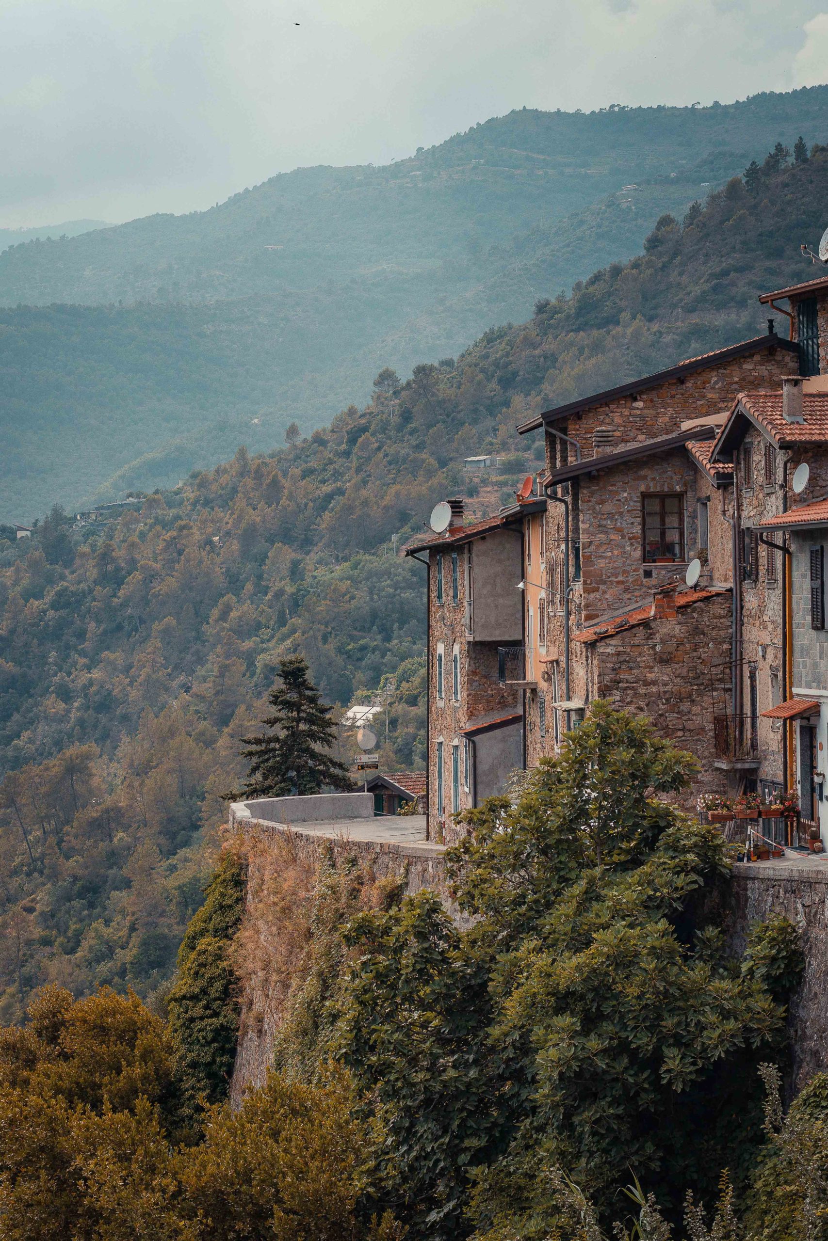 visit-apricale