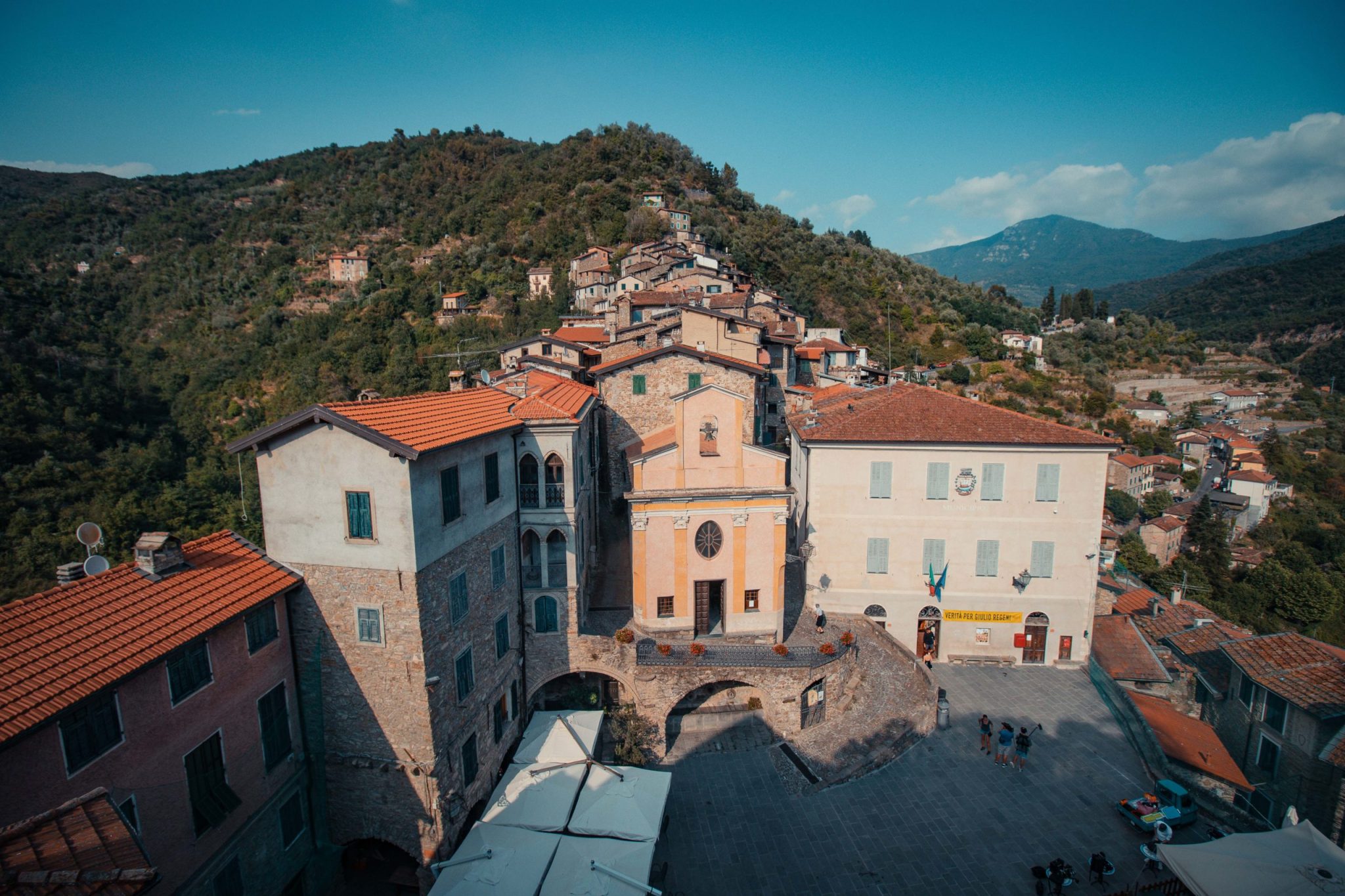 visit-apricale
