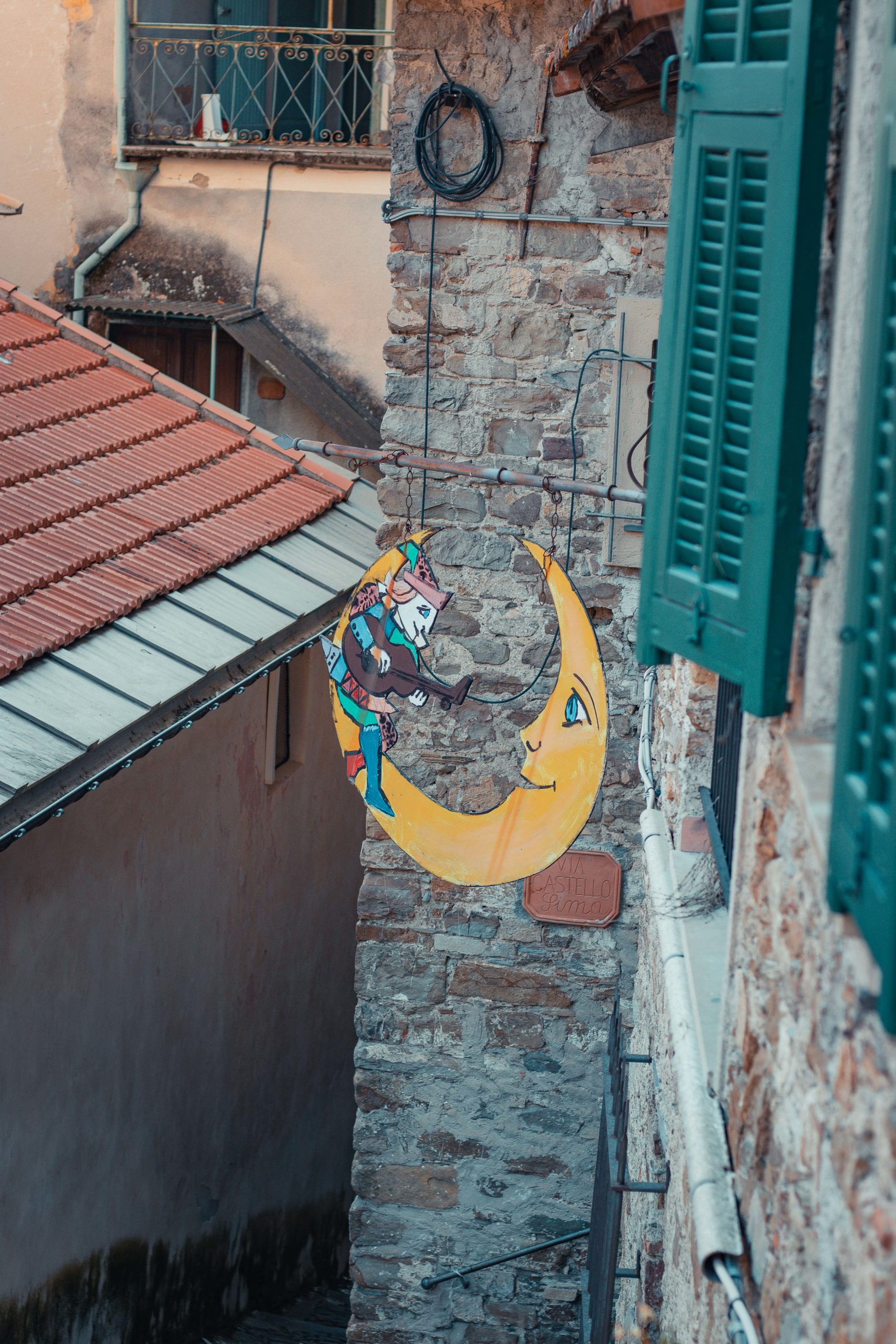 visit-apricale