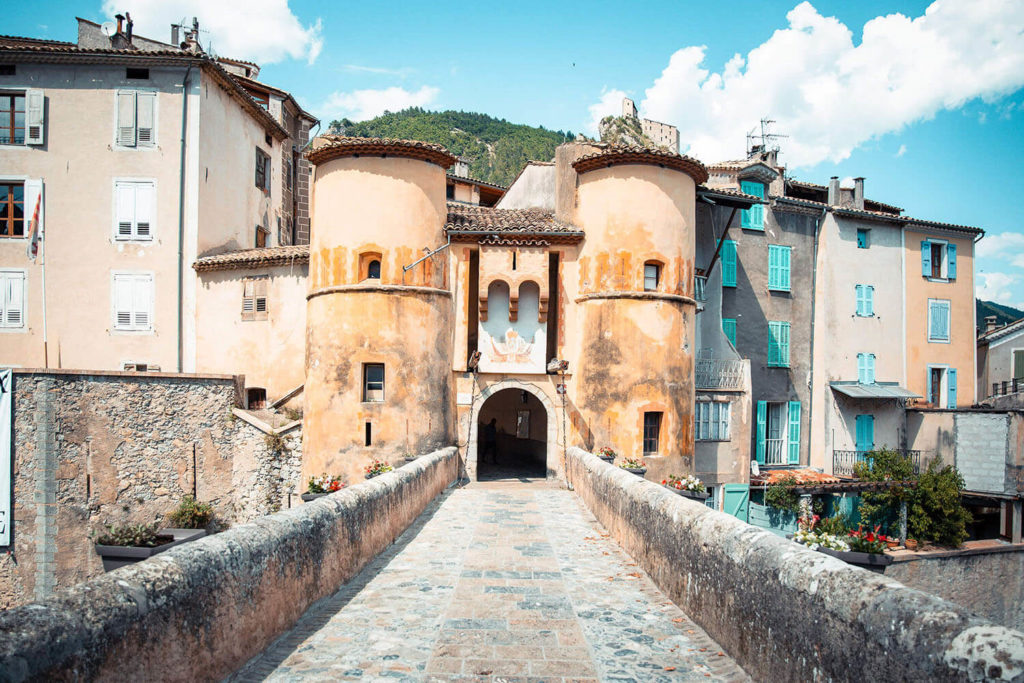 road-trip-alpes-haute-provence-entrevaux
